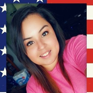 Meet your Posher, Karina